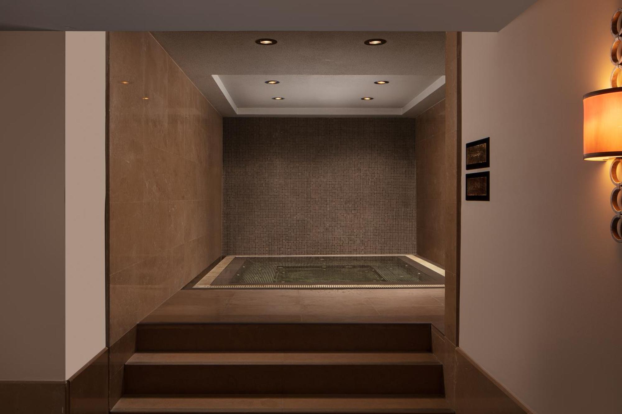 Hotel Divan